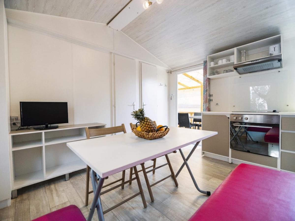 Camping Paradis 4 Etoiles Au Port De L'Houmeau - La Rochelle Exteriör bild